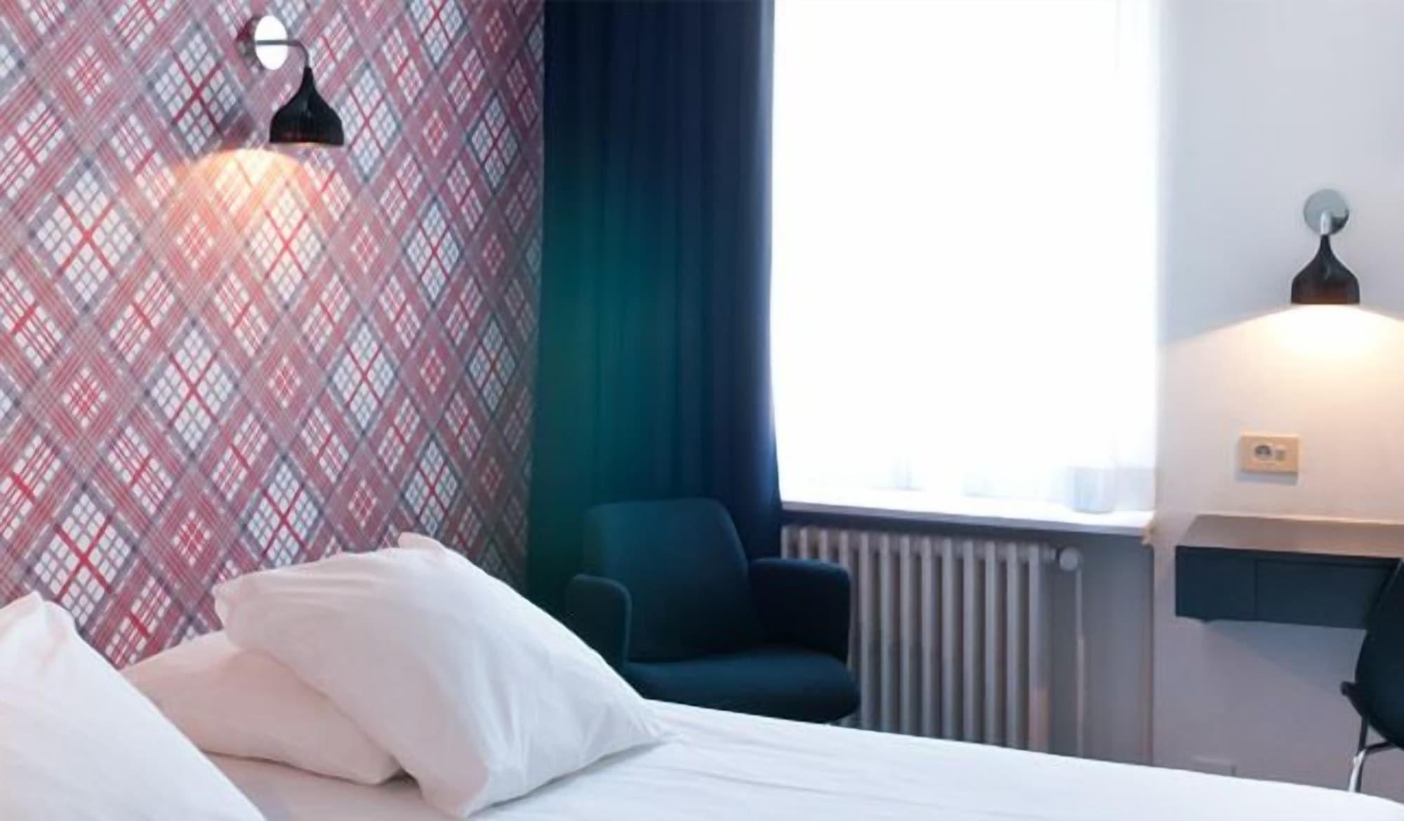 Hotel Queen Anne Brussels Ngoại thất bức ảnh