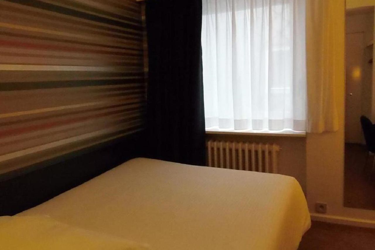 Hotel Queen Anne Brussels Ngoại thất bức ảnh